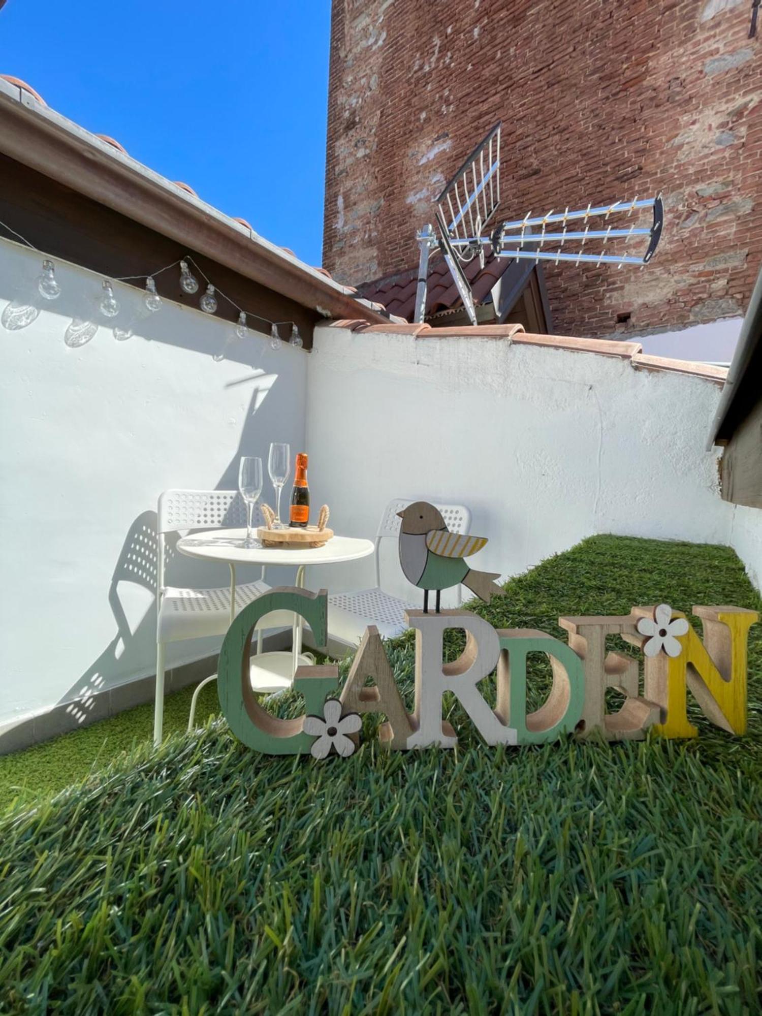 Ferienwohnung Garden House Cit Turin Exterior foto